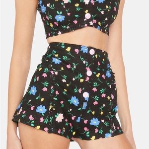 For Love & Lemons Robin Floral Shorts Size Small